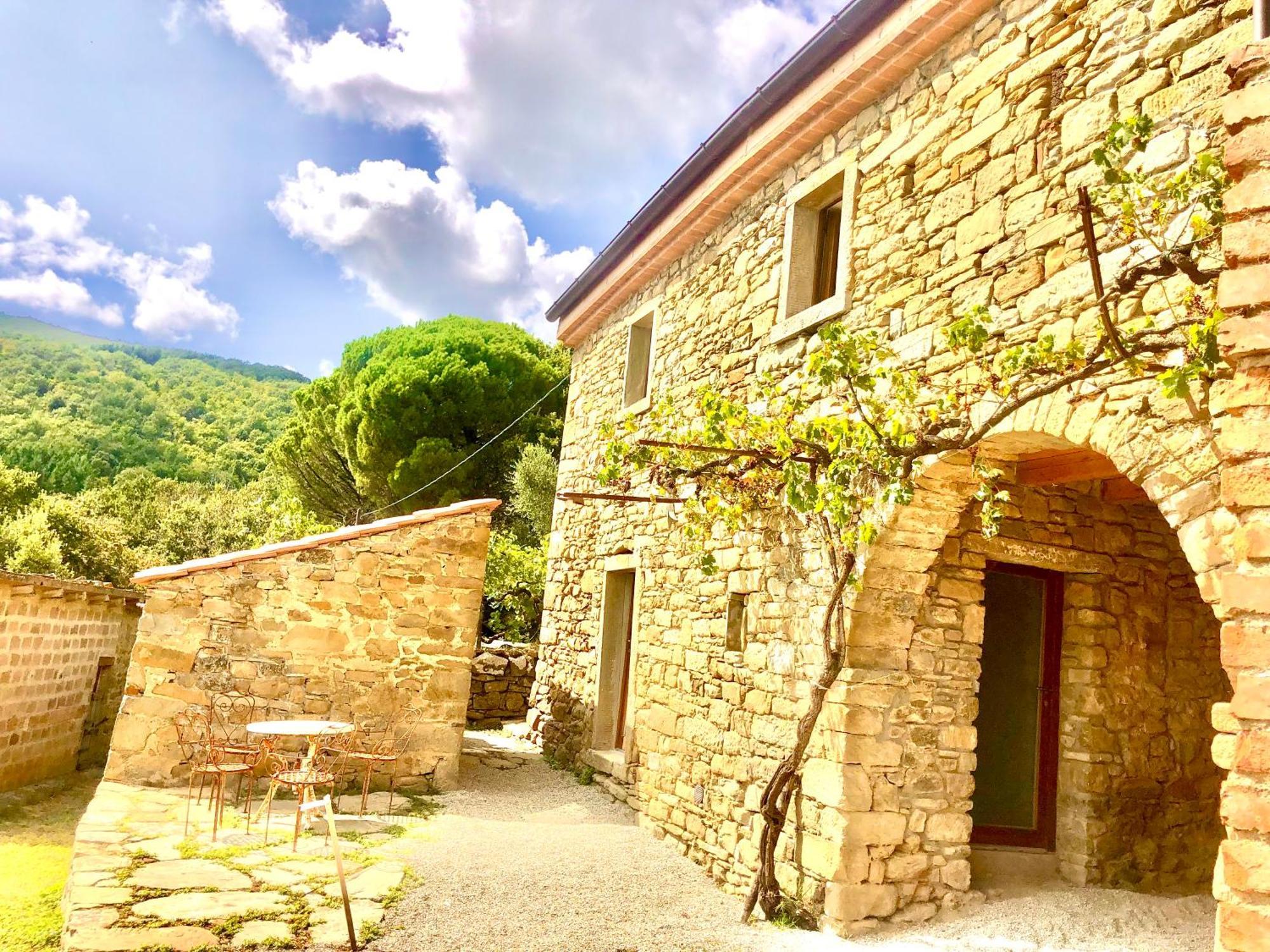 Bio Agriturismo Alba Etrusca Di Cortona - Organic Farmhouse- Appartamento Lavanda-Appartamento Rosmarino - Vasca Idromassaggio Esterna Poggioni Εξωτερικό φωτογραφία